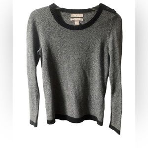 Banana Republic made of  Italian fabric  cashmere wool blend sweater  Sz XS